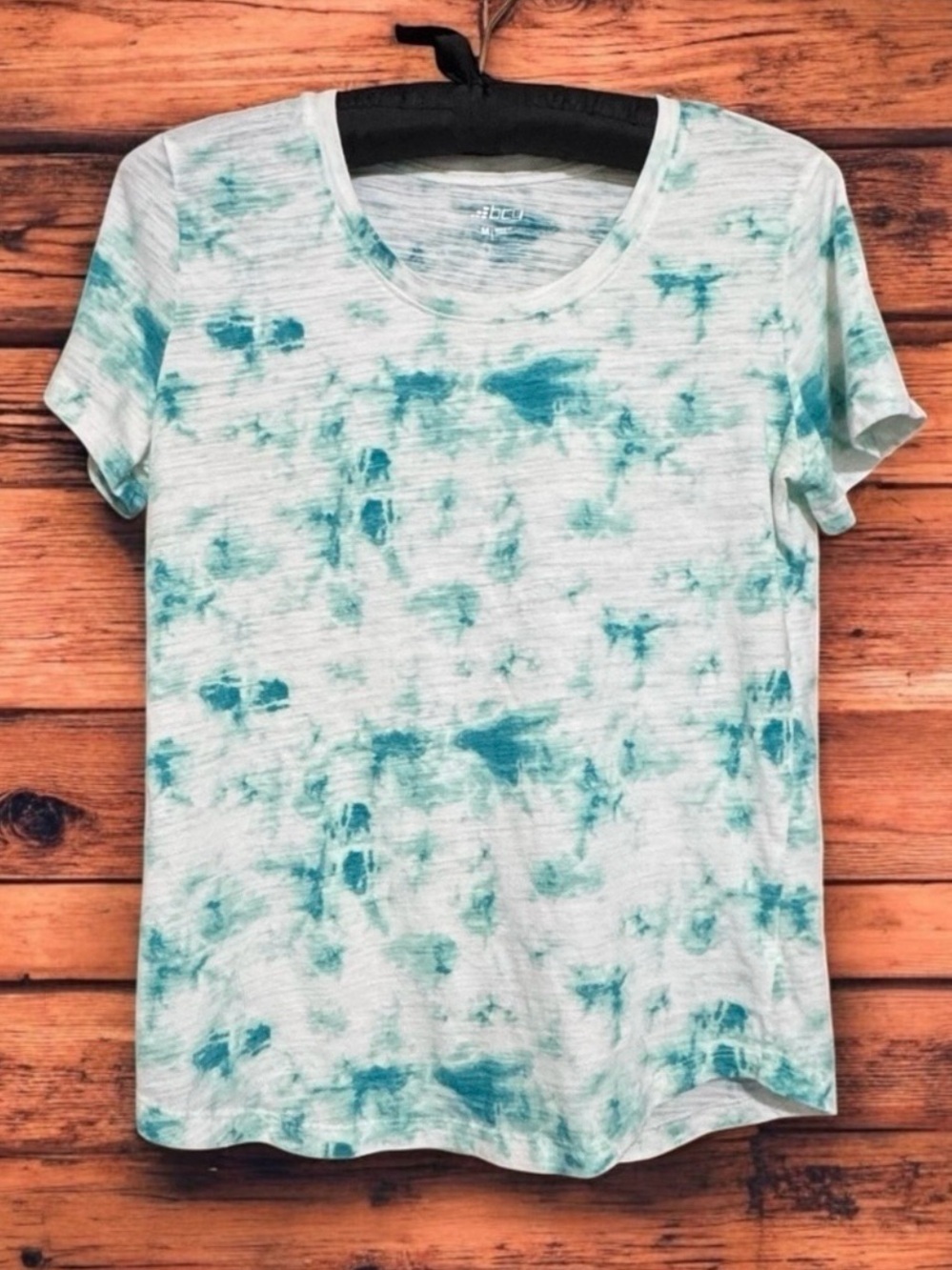 BCG TIE DYE TEE SIZE MEDIUM